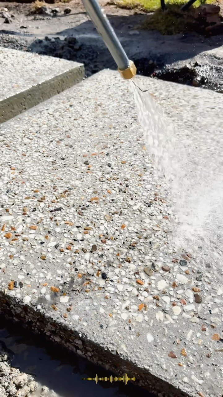 Arctic Sun exposed aggregate being washed back